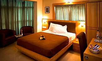 Nexstay Rainbow Business Hotel