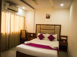 Nexstay Crystal Residency