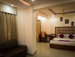 Nexstay Crystal Residency