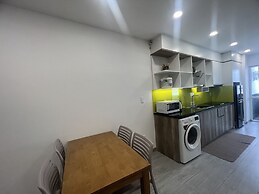 P&L Apartment