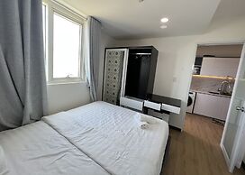 P&L Apartment