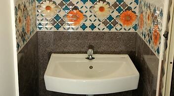 Hotel Jaisas Paradise