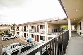 OYO Hotel Houston N Fm-1960 Champions TX