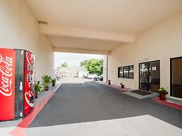 OYO Hotel Houston N Fm-1960 Champions TX