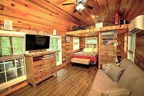 Parker Creek Bend Cabins