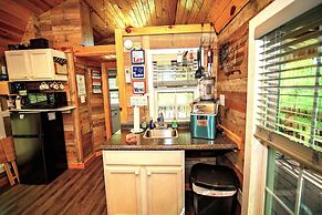 Parker Creek Bend Cabins