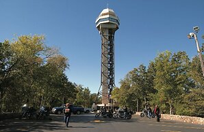 Parker Creek Bend Cabins