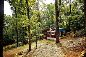 Parker Creek Bend Cabins
