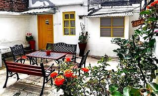 Galapagos Natural Life Hostel