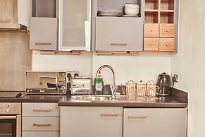 Modern Leeds City Apartment