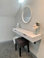 Richmond House by Staytor