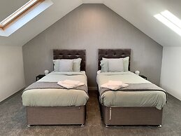 Richmond House by Staytor