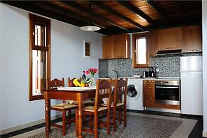 Alisahni Beachfront Villas