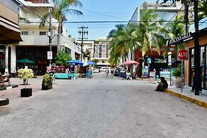 Chan Bahlum By Select