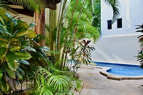 Chan Bahlum By Select