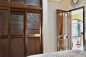 Chan Bahlum By Select