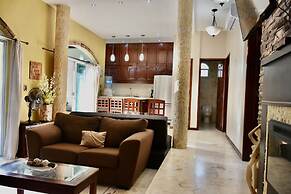 Chan Bahlum By Select