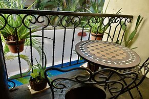 Chan Bahlum By Select