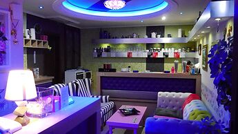 Captain's Beach Apartments