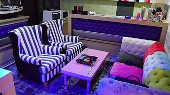 Captain's Beach Apartments