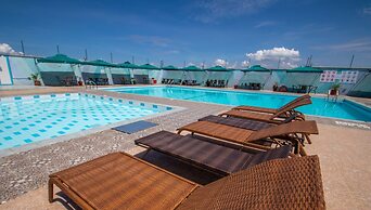 Buraha Zenoni Hotel and Resort