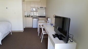 waintel studio-wainwright motel