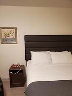 waintel studio-wainwright motel