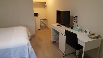 waintel studio-wainwright motel