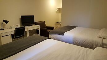 waintel studio-wainwright motel