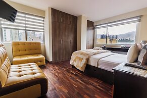 Hotel Luxstone Executive Suites