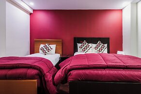 Hotel Luxstone Executive Suites
