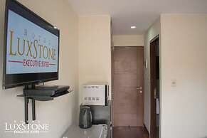Hotel Luxstone Executive Suites