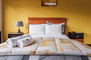 Hotel Luxstone Executive Suites