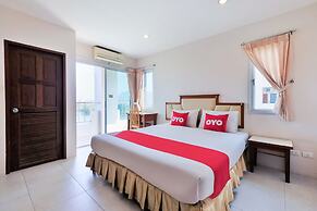 OYO 605 Lake View Phuket Place