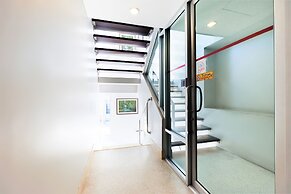 OYO 605 Lake View Phuket Place