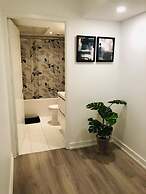 Toronto Downtown Suites City View