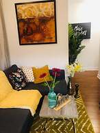 Toronto Downtown Suites City View