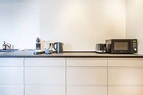 Town Hall Penthouse by Daniel&Jacob’s