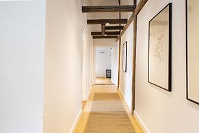 Town Hall Penthouse by Daniel&Jacob’s