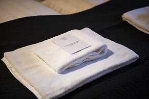 Town Hall Penthouse by Daniel&Jacob’s