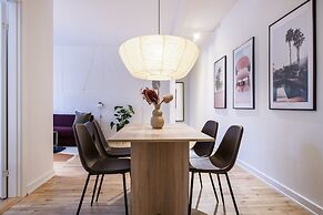 Town Hall apartments by Daniel&Jacob’s