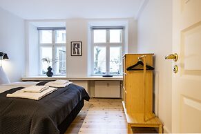 Town Hall apartments by Daniel&Jacob’s