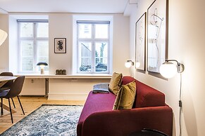 Town Hall apartments by Daniel&Jacob’s