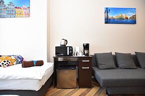 DUKES Apartments - Old Town