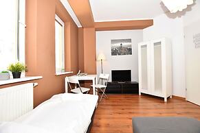 DUKES ApartHostel - Old Town