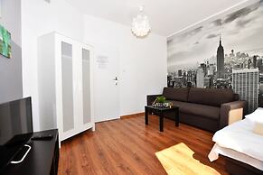 DUKES ApartHostel - Old Town