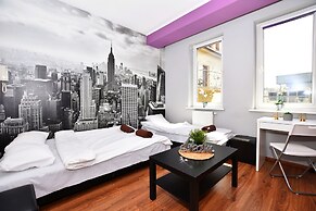 DUKES ApartHostel - Old Town