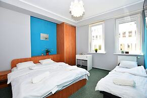 DUKES ApartHostel - Old Town