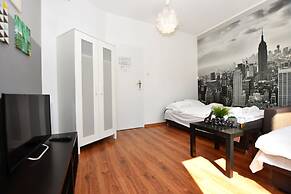 DUKES ApartHostel - Old Town