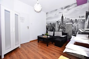 DUKES ApartHostel - Old Town